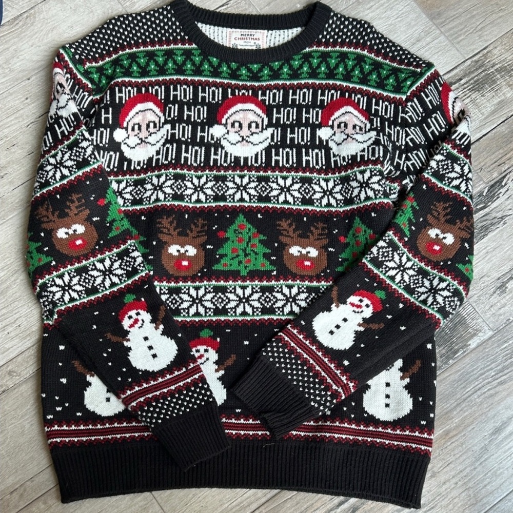 Festive Christmas Sweater size Large